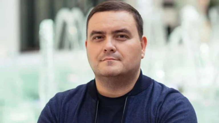 Дмитро Лашин завершив восьмирічну роботу в Mandarin Plaza Group