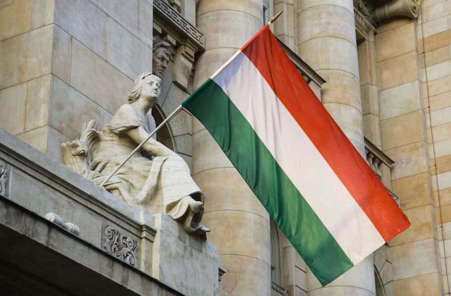 Баланс ставлення українців до Угорщини за п’ять місяців покращився на 20,9 в.п. - Experts Club